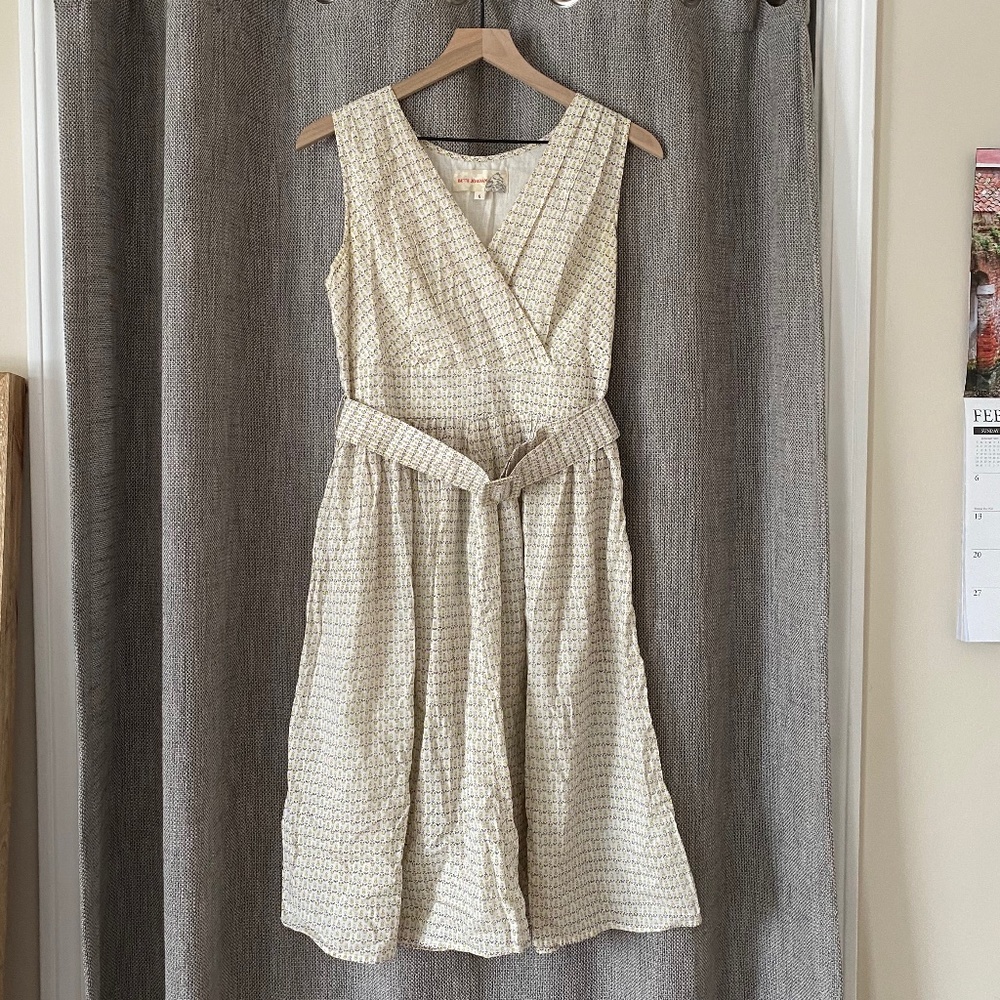 Vintage 1980s Beth Jordan White Floral Belted Pleated Dress - Picture 4 of 11